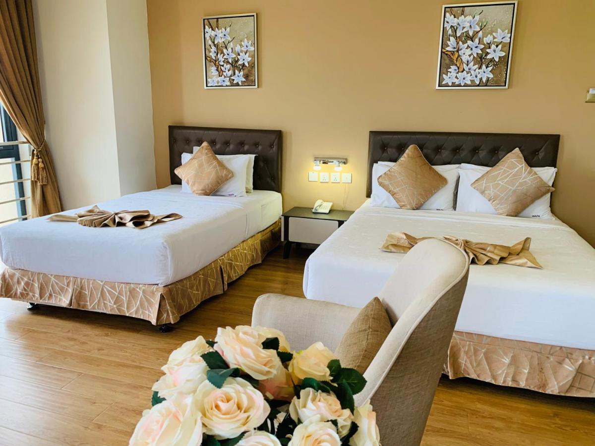 Wafa Hotel & Apartment Kampong Mata Mata Bagian luar foto