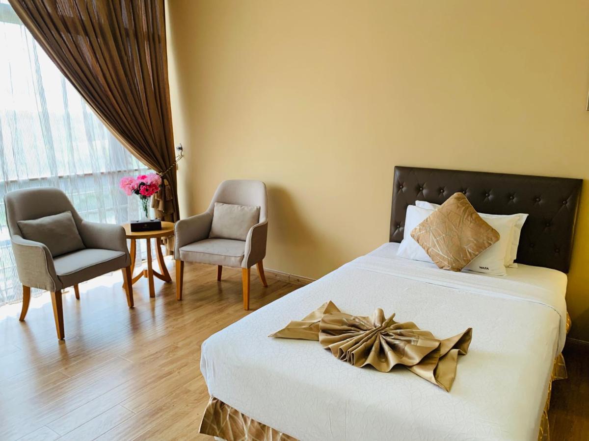 Wafa Hotel & Apartment Kampong Mata Mata Bagian luar foto
