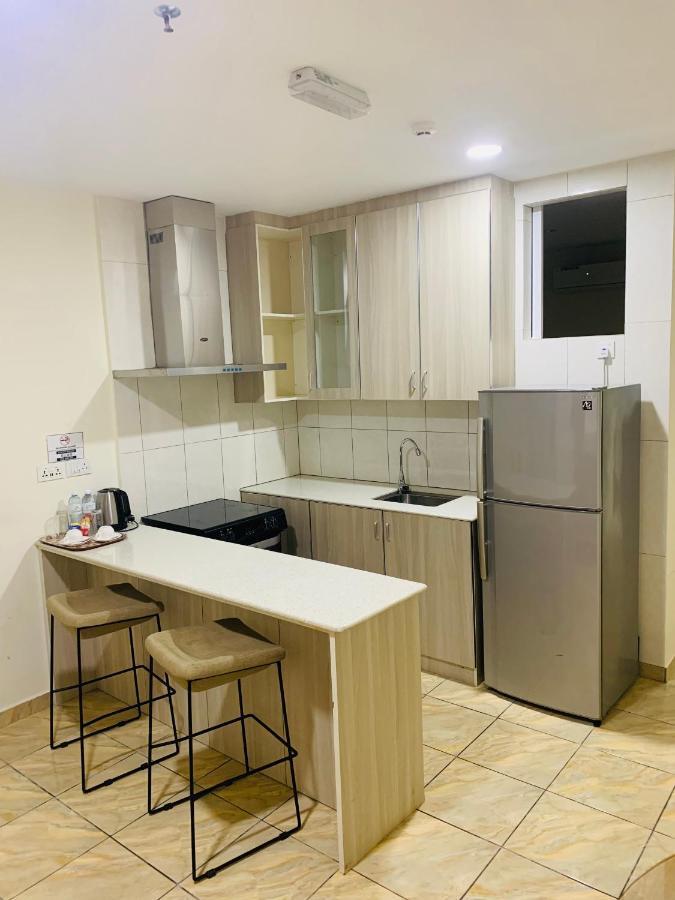 Wafa Hotel & Apartment Kampong Mata Mata Bagian luar foto